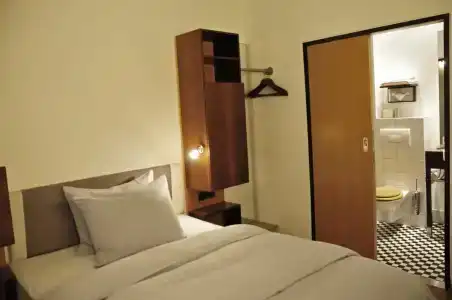 Lint Köln - 0