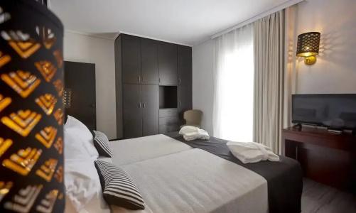 Athenian Riviera& Suites - 42