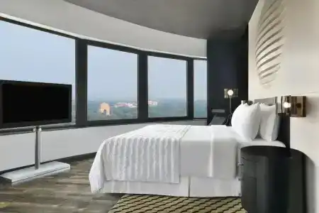 Le Meridien New Delhi - 9