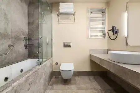 Ramada by Wyndham Istanbul Pera - 59