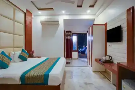 Hindustan- by Backpackers Heaven - 109