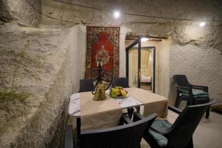 View Cave - 74