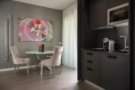 Promenade **** - 10