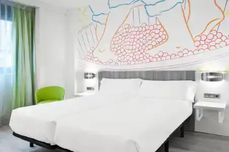 Ibis Styles Madrid Prado - 47