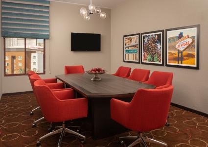 Hampton Inn Tropicana Las Vegas - 79