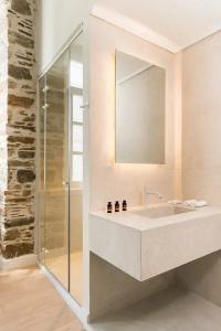 Syros Soul Luxury Suites - 77