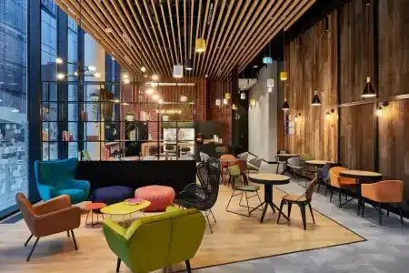 Holiday Inn Express - Warsaw - The Hub, An Ihg - 19
