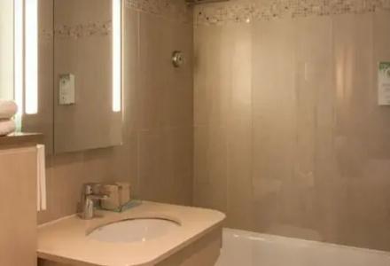Best Western Au Trocadéro - 32