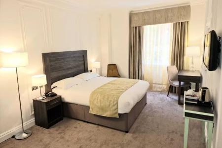 Astor Court - 36