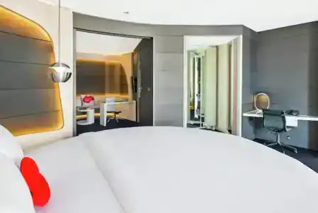 V Dubai, Curio Collection by Hilton - 65
