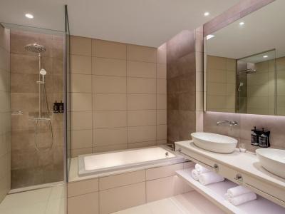 Holiday Inn Business Bay - 34