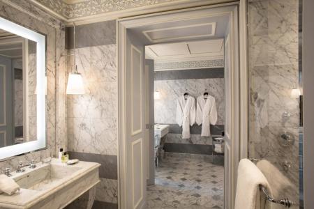 La Réserve Paris & Spa - 8