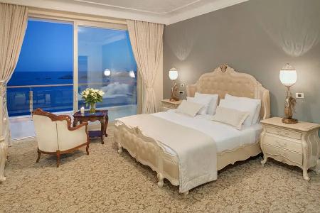 Royal Princess - 60