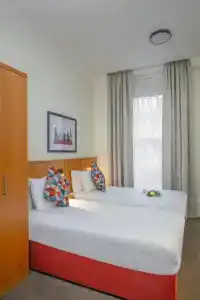 Queensway, Sure Collection by Best Western - 6