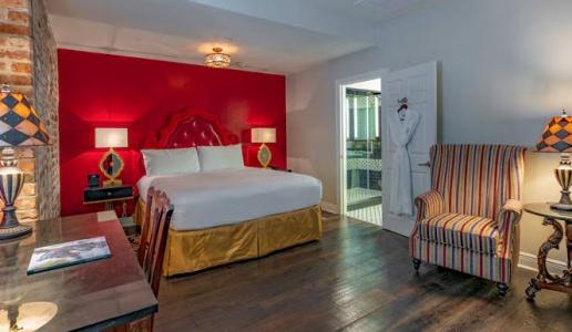 Dauphine Orleans - 24