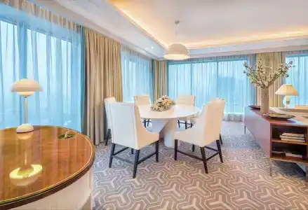 Hilton Warsaw City - 80