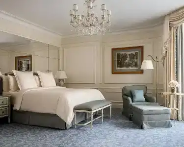 Four Seasons George v Paris - 3