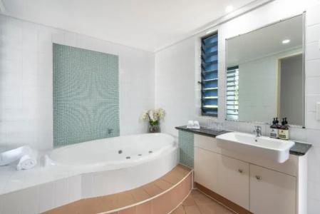 Port Douglas Peninsula Boutique - Adults Only Haven - 37