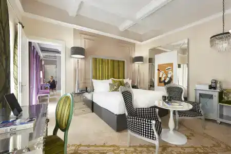 Aria Budapest by Library Collection - 71
