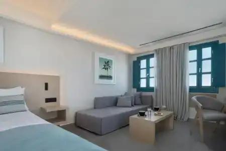 Aeifos Boutique - 63