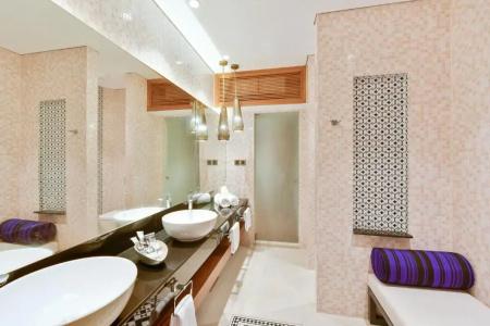 Mercure Maldives Kooddoo Resort - 44