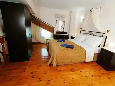 Vasilaras - 104