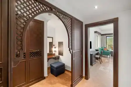 Hilton Ras Al Khaimah Beach Resort - 4