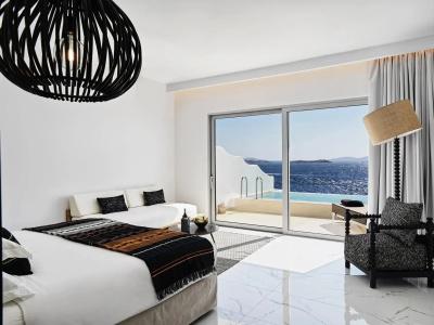 Kouros & Suites - 78