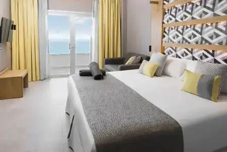 Atlantic Mirage Suites & Spa - 36