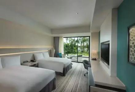 Hilton Okinawa Chatan Resort - 55