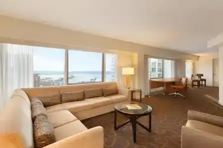Swissotel Chicago - 91