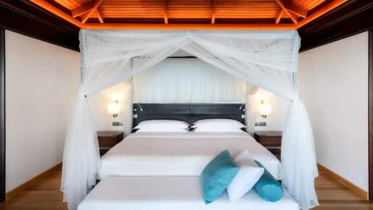 Sheraton Maldives Full Moon Resort & Spa - 68