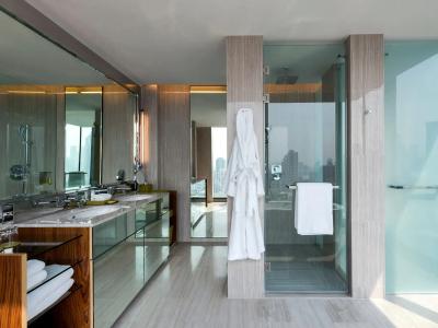 Hyatt Regency Bangkok Sukhumvit - 43