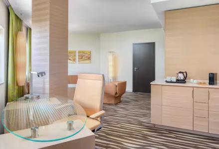 Hilton Frankfurt Airport - 57