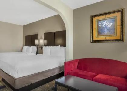 Best Western Plus Heritage Inn - 51