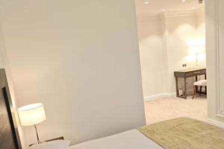 Astor Court - 26