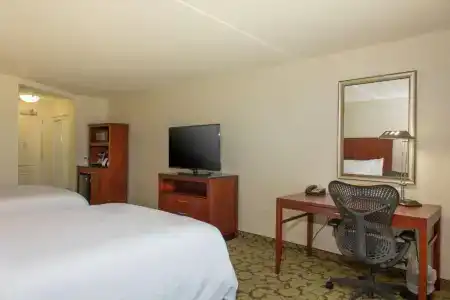 Hilton Garden Inn/Coastal Grand Mall - 46