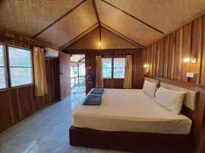 Kradan Beach - 34