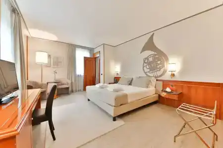 Leon d'Oro - 4