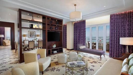 The Ritz-Carlton - 116