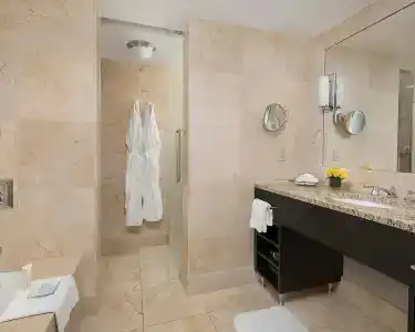 Four Seasons Chicago - 20