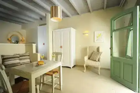 Mythos Suites - 25