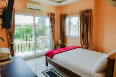 OYO 1027 Patumnak Beach Guesthouse - 10
