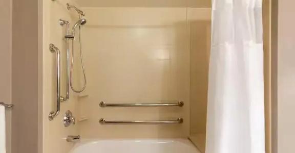 DoubleTree by Hilton Savannah Airport - 31