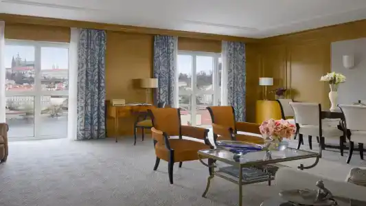 Four Seasons Prague - 50