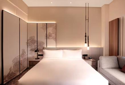 DoubleTree by Hilton Lakeside - 35
