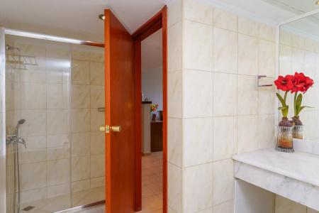 Ariti Grand - 69