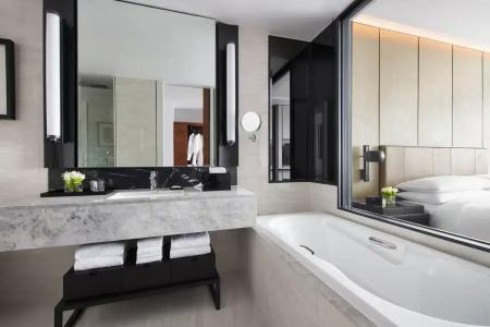 Bangkok Marriott The Surawongse - Sha Extra Plus - 50
