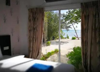 Crown Beach Maldives - 49