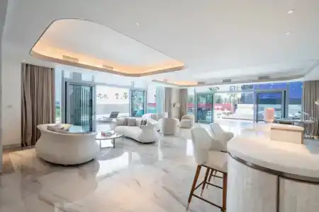 Five Luxe Jbr - 99
